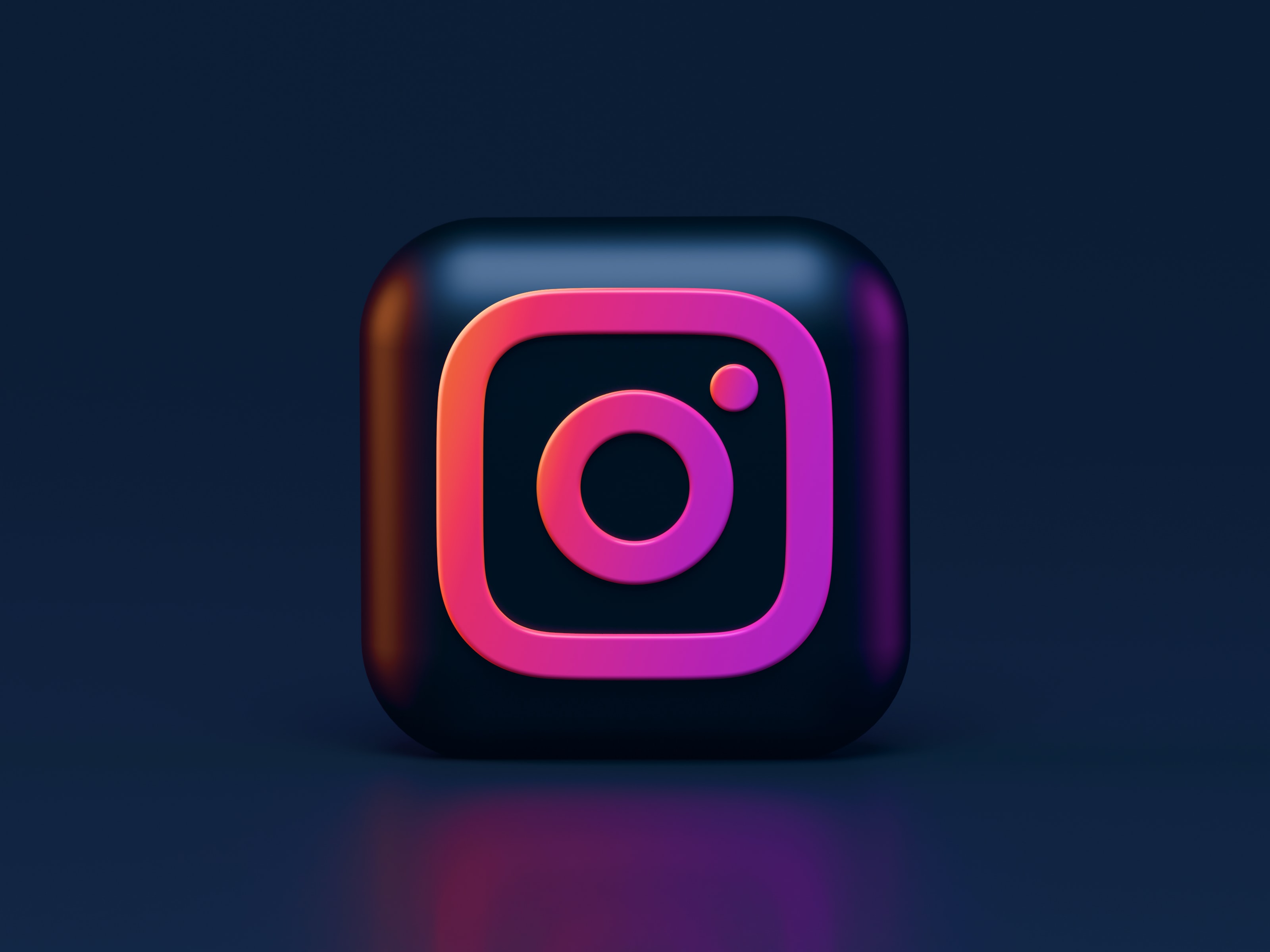 instagram.img